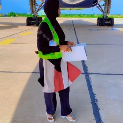 RealQMG's profile picture. Aviation Personnel 🛩️||Wife👑||Mom👶🏼||Muslim 🕌Lover of peace but i can’t be bullied ☮️ et cetera…📉📊