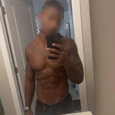 ncfitbbc's profile picture. Live Life Full 😈
