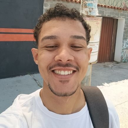 suntlx0nn's profile picture. 