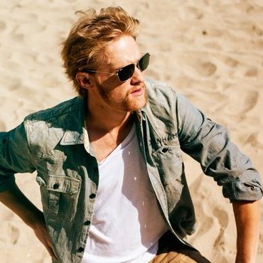 Tek__1t's profile picture. Fan of Marvel and DC — comics, series, and movies alike | Baker | He/ Him | ESP/ENG | 🏳️‍🌈 🇦🇷 | 🔞|