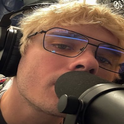 REALSUPERFCKED's profile picture. 