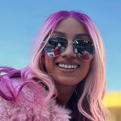 SashaBanks5713's profile picture. 