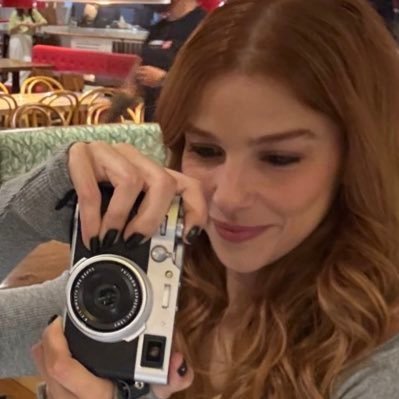 jnkgfmaterial's profile picture. —— listening to falling by chase atlantic