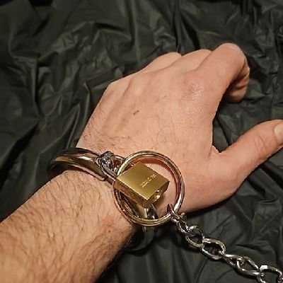 BottomThommy's profile picture. I'm a submissive little cum dump searching for a domina to live my head movie online and in real life. I'm addicted to all dominant women and trans girls.