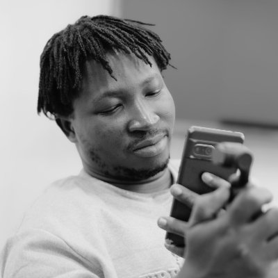 ImShola's profile picture. 🤸𝗔𝘃𝗲𝗻𝘁𝘂𝗿𝗶𝗲𝗿 🧐 𝗗é𝗯𝗿𝗼𝘂𝗶𝗹𝗹𝗮𝗿𝗱 📍𝗣𝗶𝗹𝗼𝘁𝗲 𝗱𝗲 𝗱𝗿𝗼𝗻𝗲 𝗺𝘂𝗹𝘁𝗶𝗺é𝗱𝗶𝗮⚡📸𝗣𝗵𝗼𝗻𝗲𝗦𝗵𝗼𝗼𝘁𝗲𝗿🤳🇧🇫🇳🇬🇧🇯💎