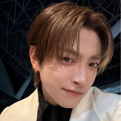 starhwabunnye's profile picture. ᥱᥙ ᥱ ᥆ ᥲ𝗍ᥱᥱz ძᥲᥒᥴ̧ᥲᥒძ᥆ іᥒ ᥡ᥆ᥙr 𝖿ᥲᥒ𝗍ᥲsᥡ 
8mᥲkᥱs 1 𝗍ᥱᥲm
★Come take a seat in your fantasy 
I'll set you free from your sanity