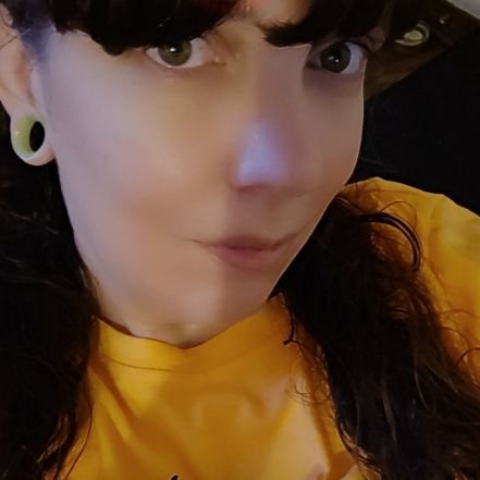 ephyssia's profile picture. 🏳️‍🌈 she/they ☆ 38 ☆ WoW ☆ Artist ☆ Horror ☆ Shit Posting ☆ 🌶 @naughtyephy 🤫 @ephyspriv