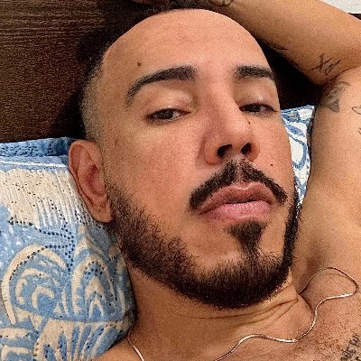 vixeoxe's profile picture. 