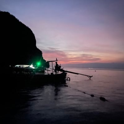 pacul_sf's profile picture. Santafesino, del Rojo y, según una ex vice presidente condenada, soy un mafioso descendiente de Italianos.