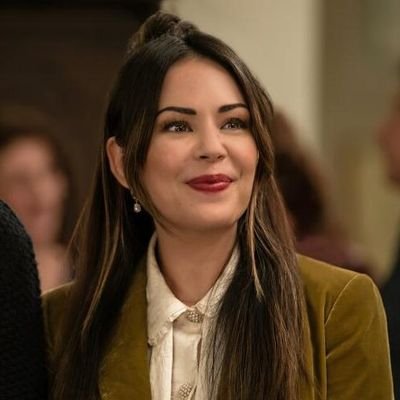 _p3achy__'s profile picture. Watch Never Been Chris'd - Now streaming on Hallmark+