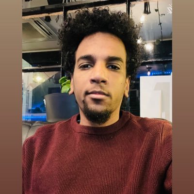 Mohammed42Elyas's profile picture. أنا دقة عود تحت صوت محمود