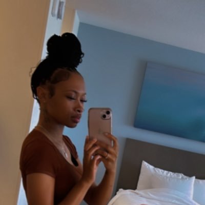 4everaryona's profile picture. 