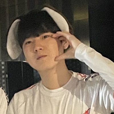 LLLwirtzz's profile picture. 