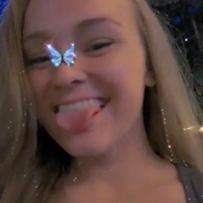 TheMiaAmore's profile picture. Student, Entertainer and Courtesan. #AntiBullying  #Suicideprevention #Humanrights #Redumbrella #PineappleSupport 🍍