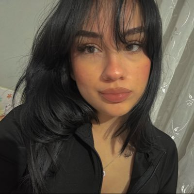 aysellao's profile picture. 