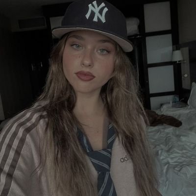 nuitbrillant's profile picture. ⠀⠀⠀⠀2000's 𝓖ɪʀʟ⠀♡⠀𝐌𝑶𝐃𝑨 &'' 𝑺𝐓𝑹𝐄𝑨𝐌𝑰𝐍𝑮
⠀⠀⠀⠀𝙰⠀𝚅𝙴𝙲𝙴𝚂⠀⠀𝙷𝙰𝚈⠀⠀𝚀𝚄𝙴⠀⠀𝐏𝐄𝐑𝐃𝐄𝐑𝐍𝐎𝐒,
⠀⠀