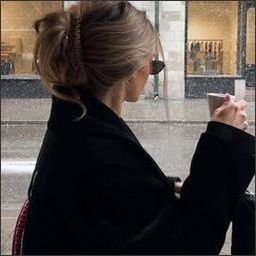 iklujoo85261's profile picture. 