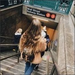 usuiha12203's profile picture. 