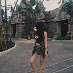 naunalr93969's profile picture. 