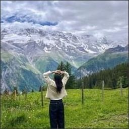 Ofouka121213's profile picture. 