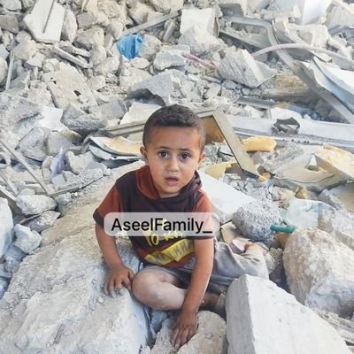 Aseelfamily_'s profile picture. Aseel family, we depend on you 🇵🇸💔 A mother from gaza.