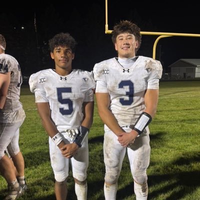 BenjaminG2026's profile picture. JCC| 2026| 5’11, 175| ⚾️RHP,SS| 🏀PG| 🏈WR,DB| #507-841-1801| ben.gallagher30@.icloud.com