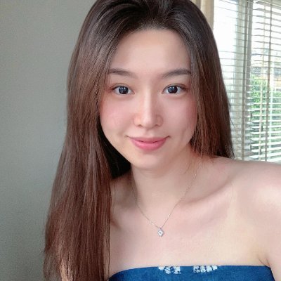 MaryCoo20537916's profile picture. 🌸 Feminine & Elegant
Chasing elegance in every detail of life.
Lover of fashion, travel, and timeless moments