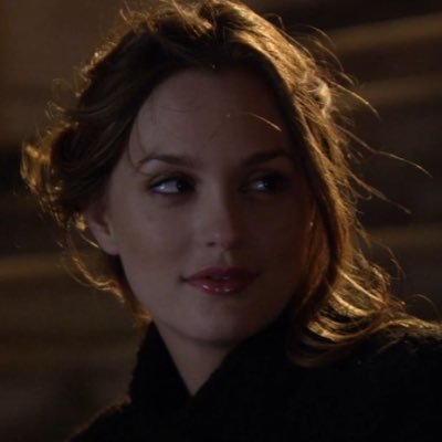 Mangogodmother's profile picture. gods daughter finding patterns/decolonial first girl sees truth †⛧