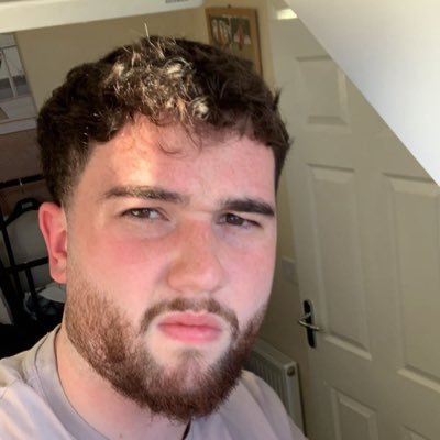 alexkilbane's profile picture. lufc home and away