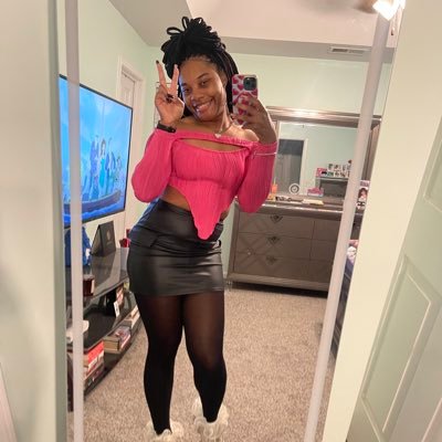 missnenebabyy_'s profile picture. hebrews 11:1 ❤️ | therapist ✨ | UNCC alumna 💚💛 | 1920 🕊💙 | BARB 👑🩷🦄 | 9.24.23 - mommy is now my angel 👼🏽🙏🏽❤️