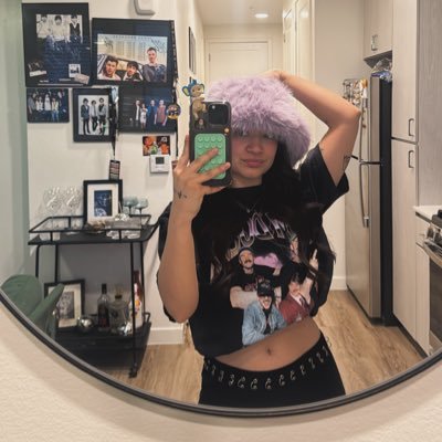 _arekusandora's profile picture. 