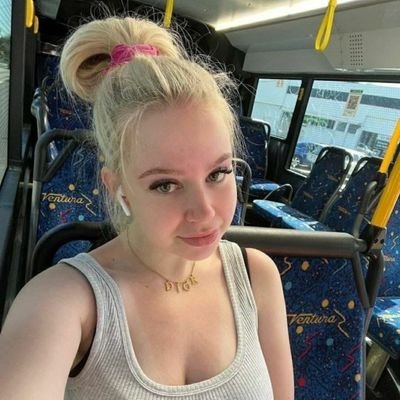 StephenBel57024's profile picture. 