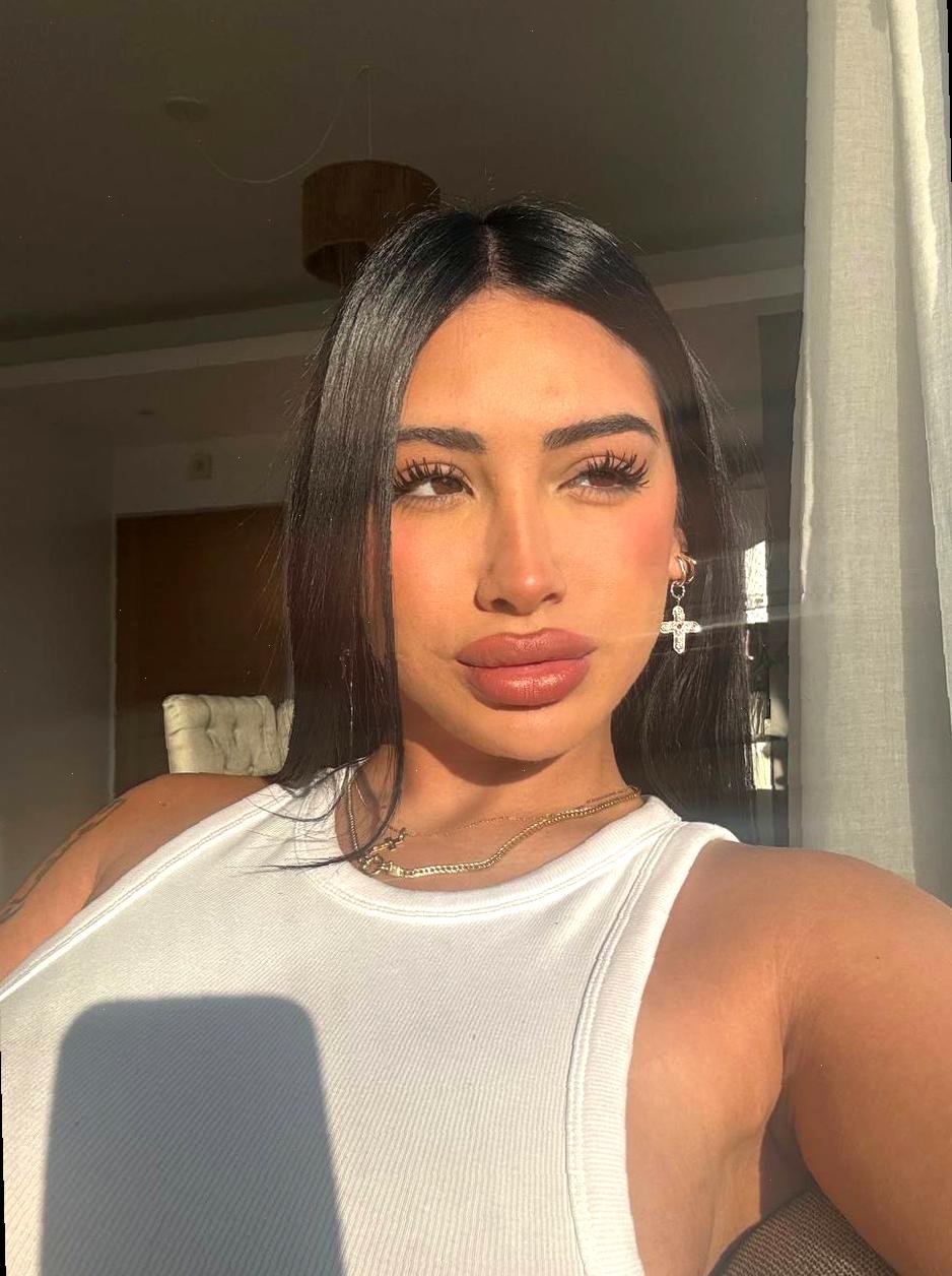 yasmine57269542's profile picture. i keep it cute and unbothered