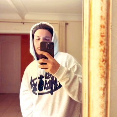 greatestptl's profile picture. 