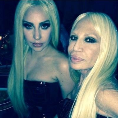 madrefundadoraa's profile picture. sideral, brutal y mediática. actriz de oficio, empresaria del destino y figura del espectáculo 📄❤️‍🔥✨🚨
demasiadas miradas, cero competencia ✨🥂