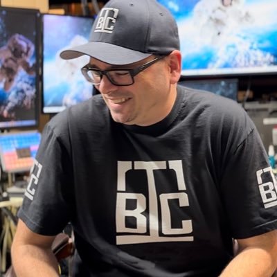 _BehindTheCode's profile picture. Digital Electronics Technician & YouTuber. I make Videos on Retro Gaming Development kits | Electronics & Robotics. 👀👉 https://t.co/Vdq65I1qq8