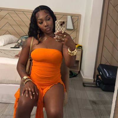 __aviance's profile picture. 