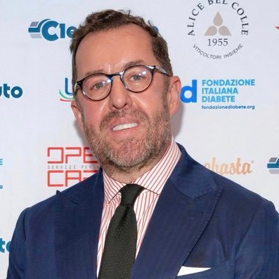 uronsisvalle's profile picture. Impact Investor & Heritage Builder   Law • Education • Culture   Milano • Paris • New York • Tokyo   #umbertoronsisvalle