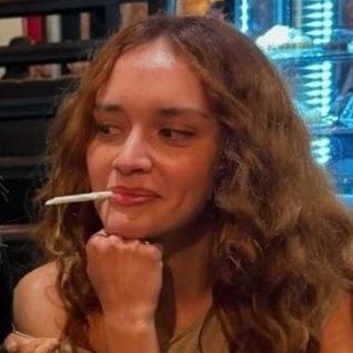 maysileediva's profile picture. portrait de la jeune fille en feu (2019) dir. céline sciamma. parody