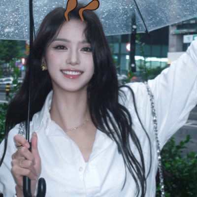 jeonleetogether's profile picture. 遗憾总是贯穿每个阶段，把握过过程中的机会就好 #Binance 币安广场认证创作者