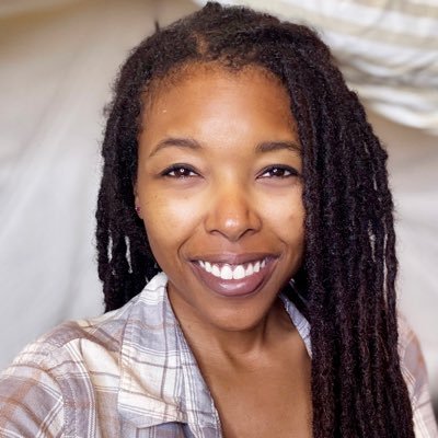 JasmineDLowe's profile picture. aka mountain goat 🐐 vegan 🌱 writer ✍🏾 hiker 🥾 storyteller 🏕