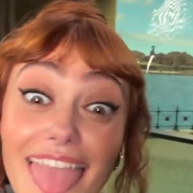 inkstainedarlin's profile picture. 