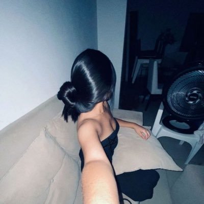 jaja_milee's profile picture. uma dose de reclamação🤌