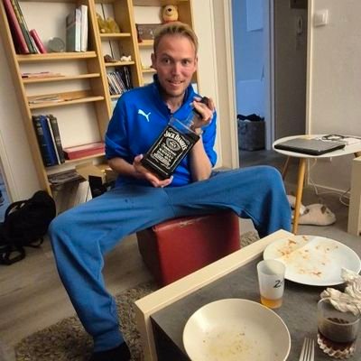 RomainGordonOff's profile picture. Le lien vair m'a chaîne youtube 
Pour écouter mon nouvel album 🔥🙏🤍▶️⏩️
↘️↘️↘️
https://t.co/msTpmx2fwm…