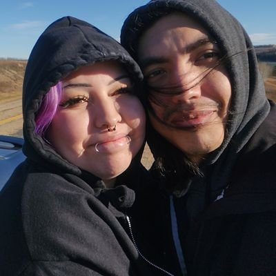 gothmommy_15's profile picture. ℭ𝔥𝔯𝔦𝔰𝔱𝔦𝔞𝔫'𝔰 𝔴𝔦𝔣𝔢 ♥︎ 
I stream dbd ᵕ̈