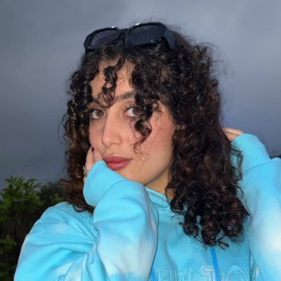 zyynoshh's profile picture. https://t.co/XO0x6T9j2O همه هیچیم من تو اونا