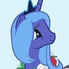 M1adoll's profile picture. female/20