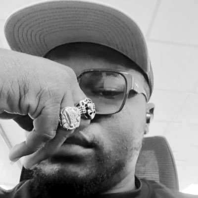 yungdinod's profile picture. Product design || UiUx || Fun || Tech || Product designer