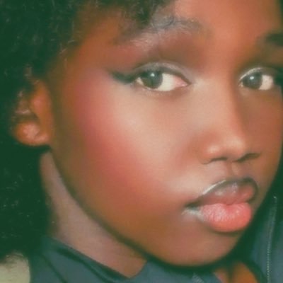 railaakur's profile picture. ART | STEM