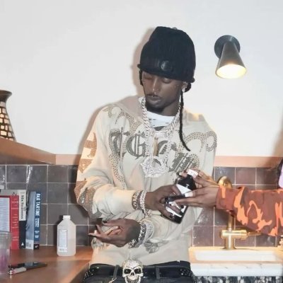 valentin_carc's profile picture. un pobre tipo